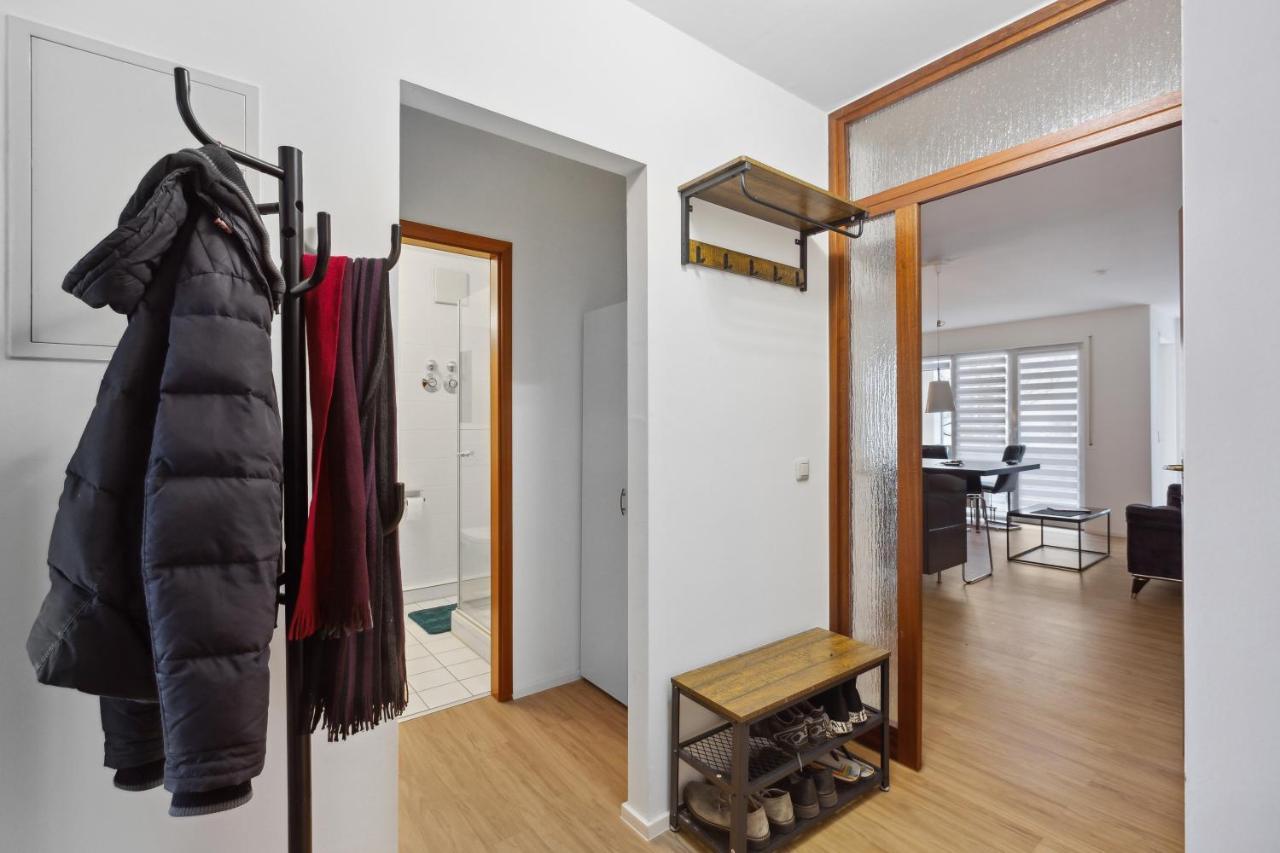 Apartment Eindrucksvolle Zwei-zimmer-wohnung Mit Balkon Und Grosser Kueche